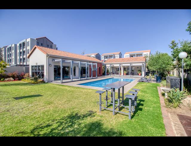 1 BEDROOM APARTMENT FOR SALE IN MAROELADAL